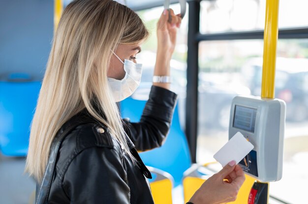 Zalety korzystania z bezdotykowych systemów dozujących w przestrzeniach publicznych